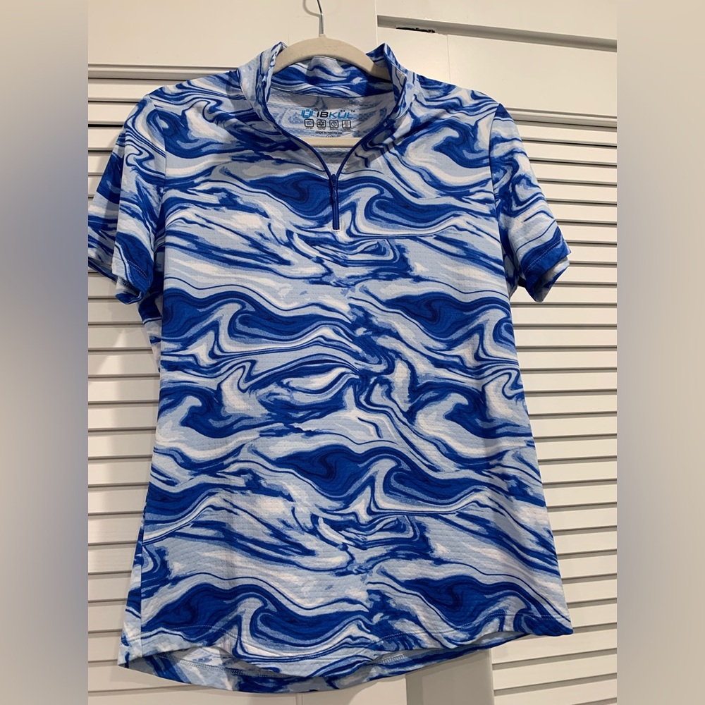 IBKUL Blue and White Marble-Print Short Sleeve Polo